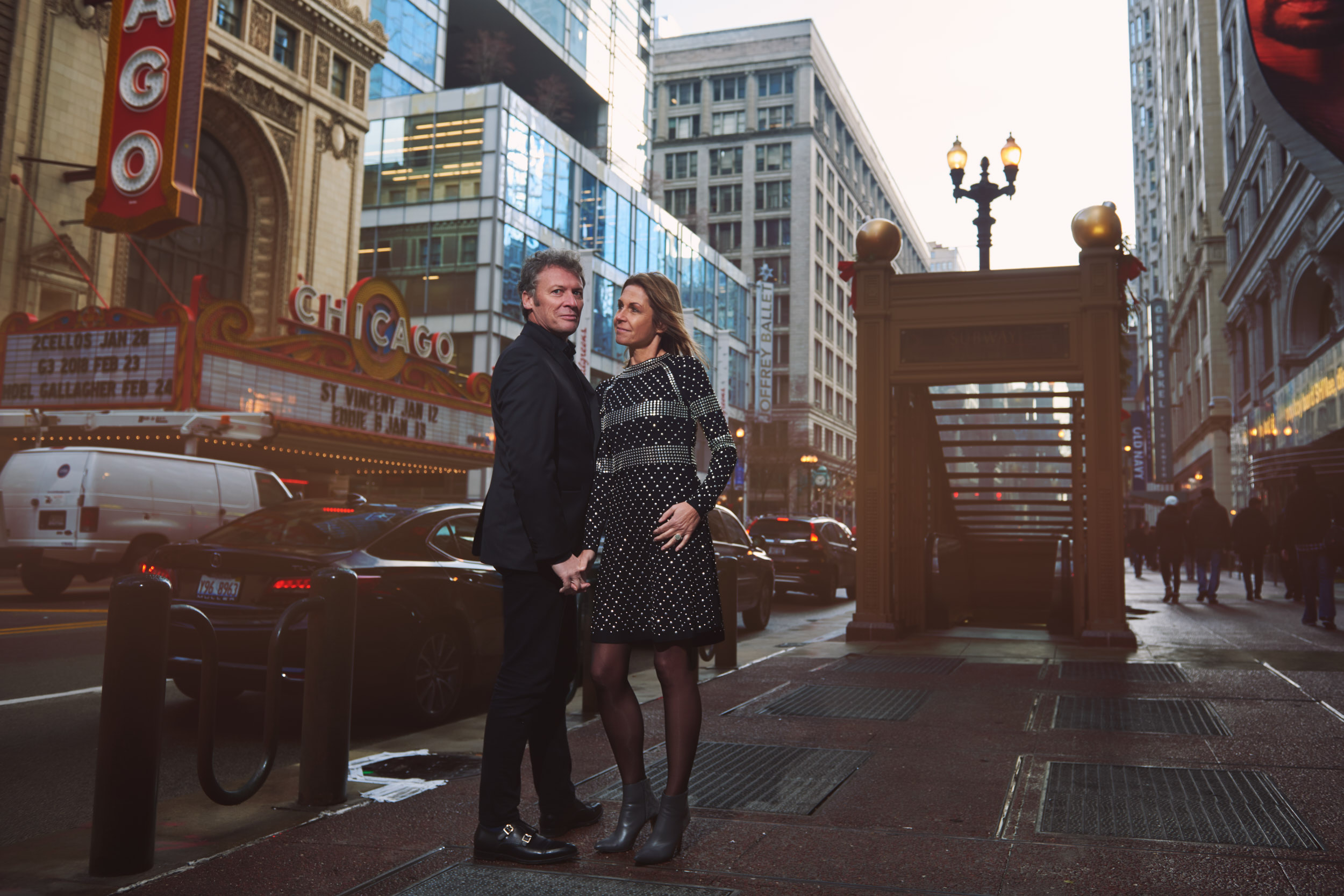 Chicago Theater State Street engagement session